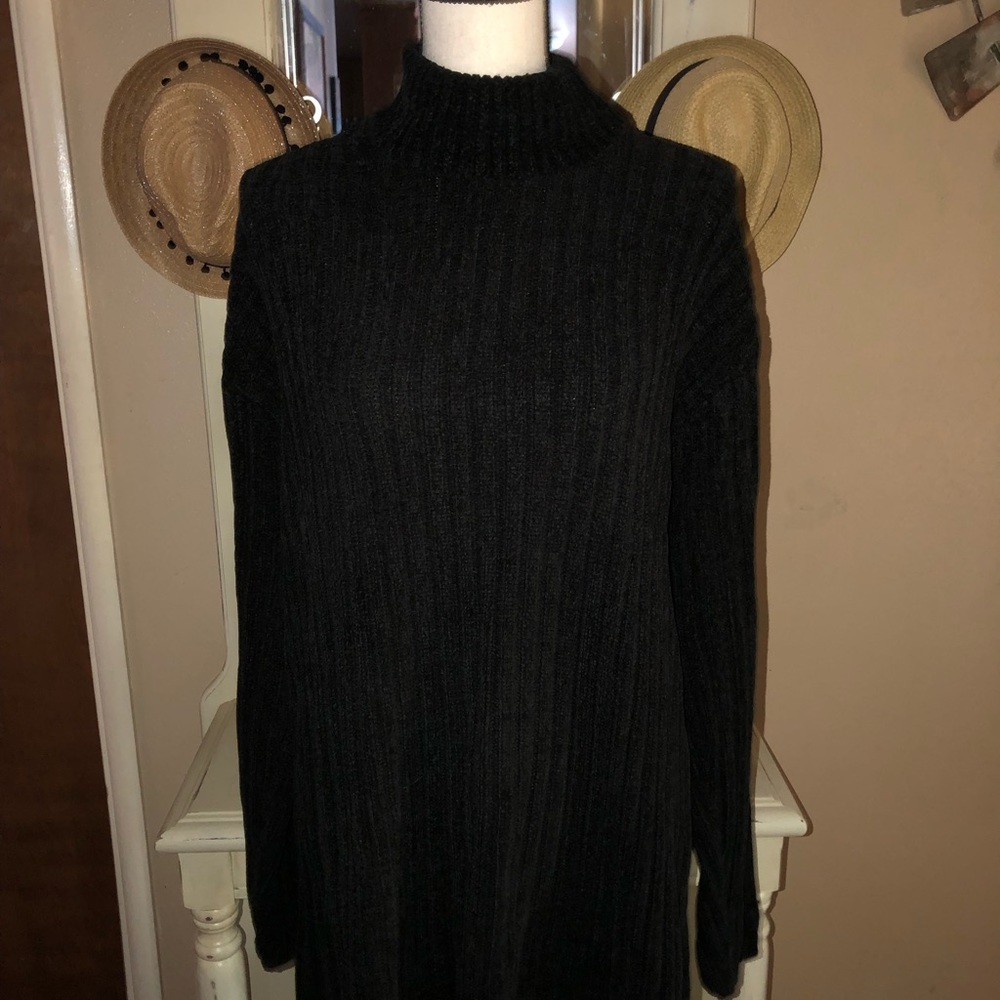 Claiborne turtleneck sweater black